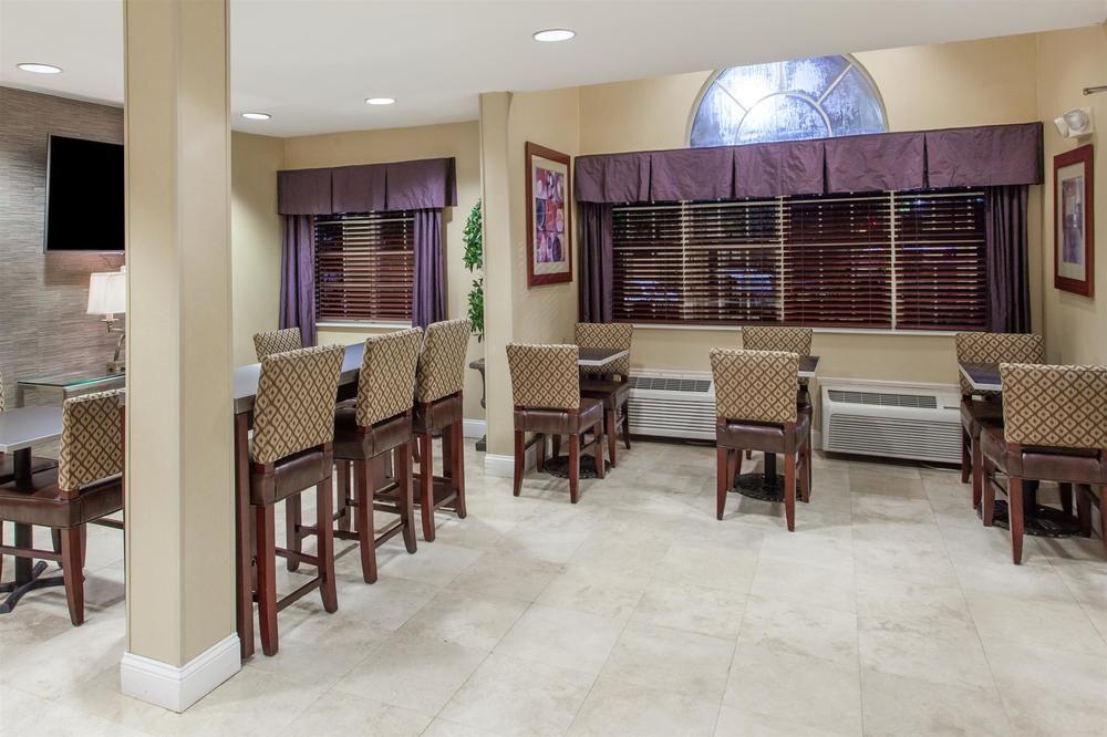 Microtel Inn & Suites By Wyndham Atlanta Buckhead Area Екстериор снимка