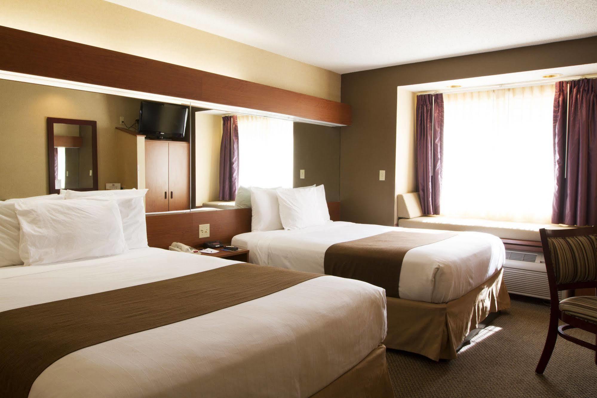 Microtel Inn & Suites By Wyndham Atlanta Buckhead Area Екстериор снимка