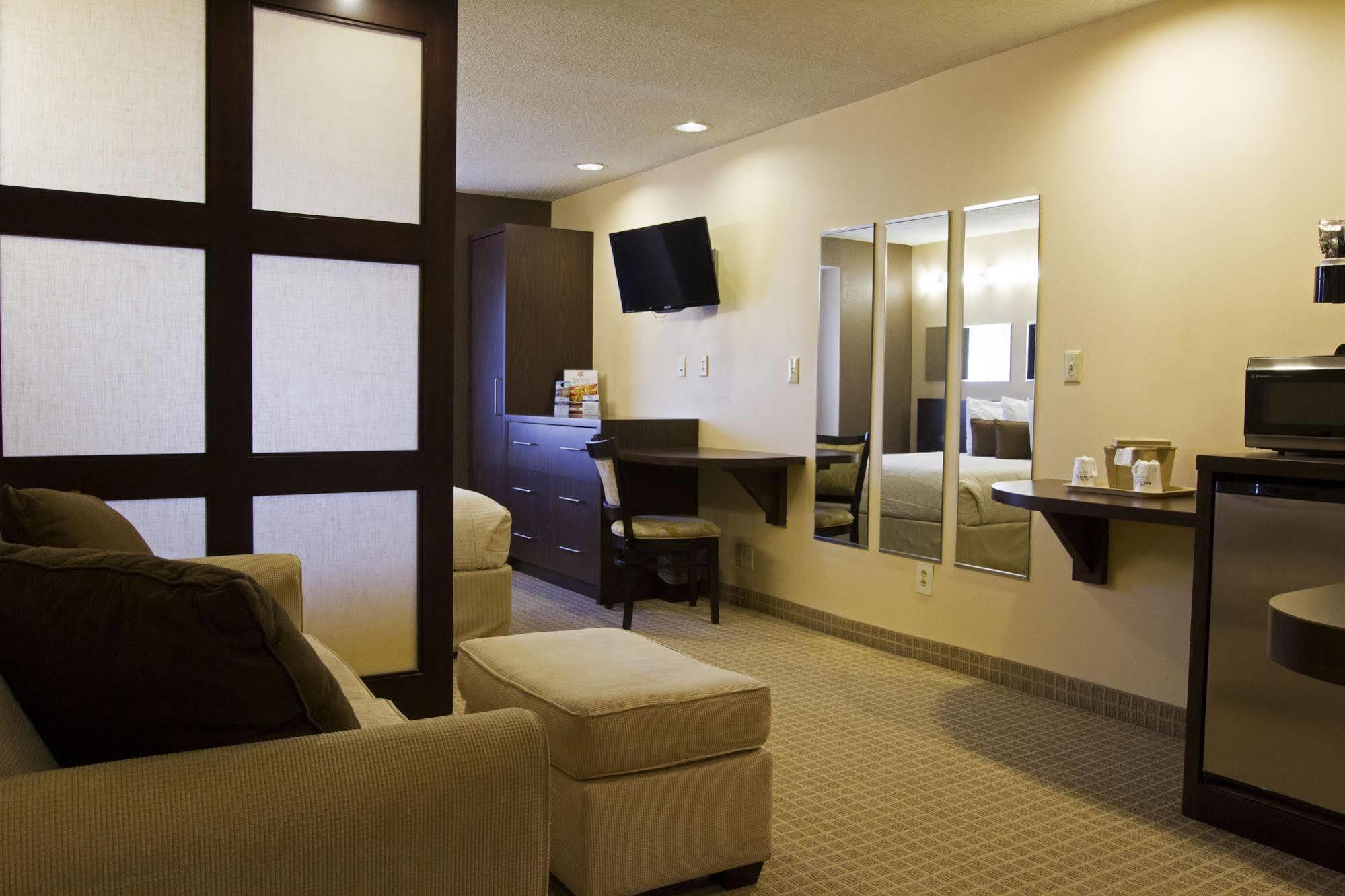 Microtel Inn & Suites By Wyndham Atlanta Buckhead Area Екстериор снимка