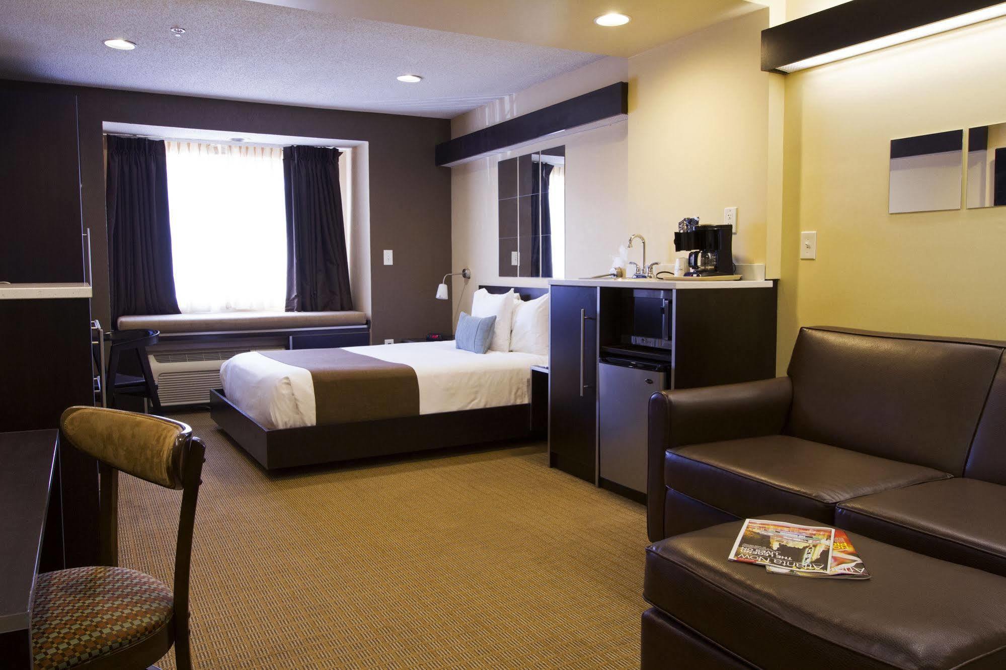 Microtel Inn & Suites By Wyndham Atlanta Buckhead Area Екстериор снимка